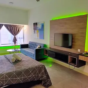Apartment Imperio Bathtub At Town-near Jonker Street, Malacca