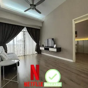 Instay Costa Mahkota Next To Mahkota Parade Appartement